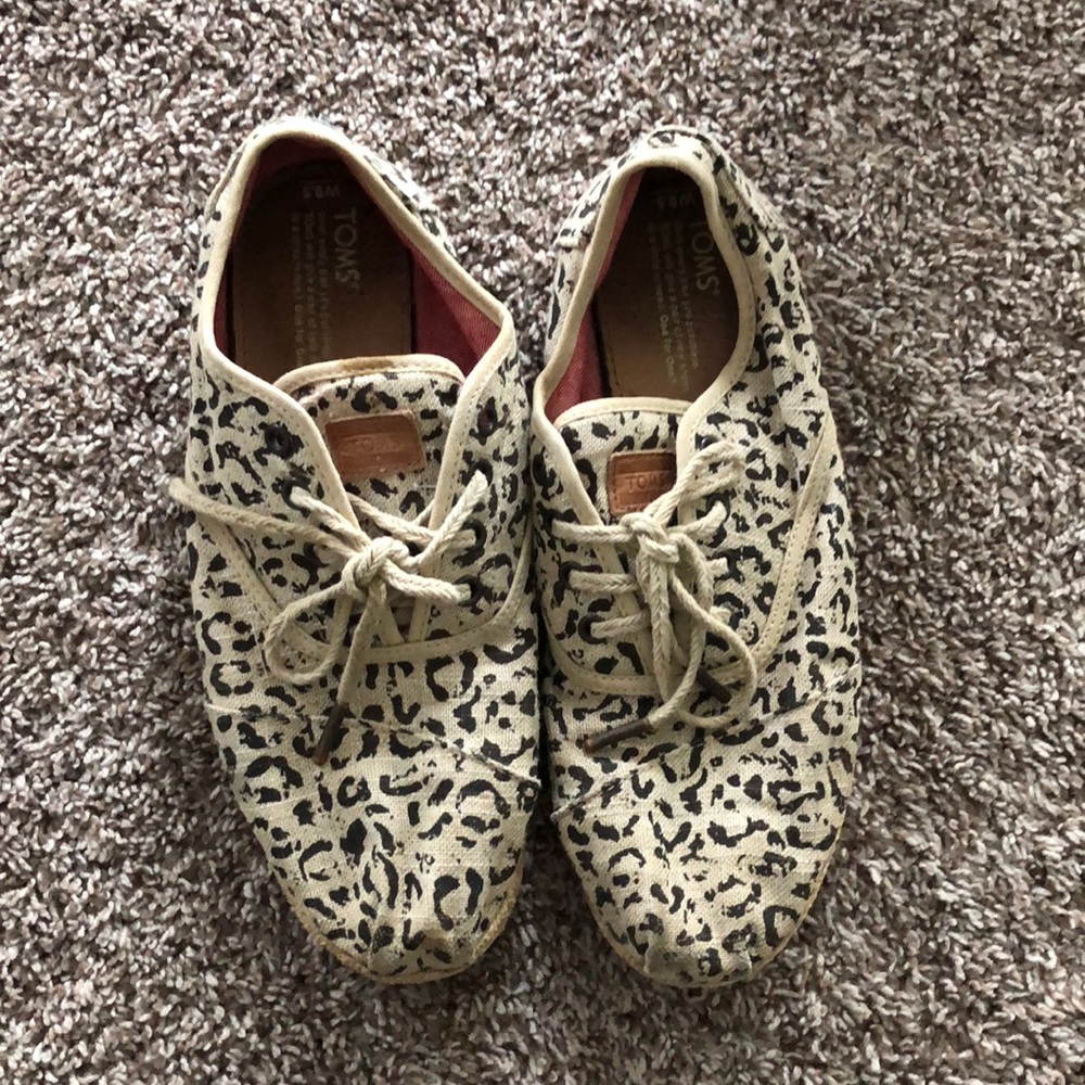 Toms women’s shoes